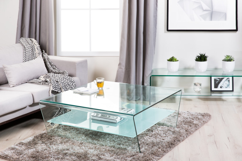 table basse dans le salon