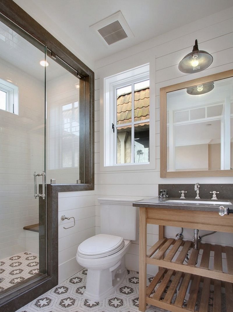 Grande hotte de salle de bain