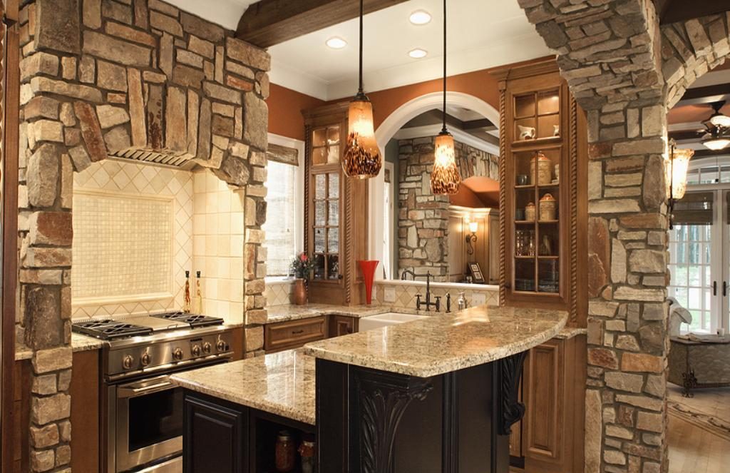 pierre décorative dans la cuisine