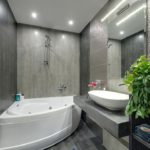 Baignoire design 6 m² avec plafond tendu