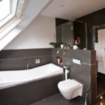 salle de bain avec douche