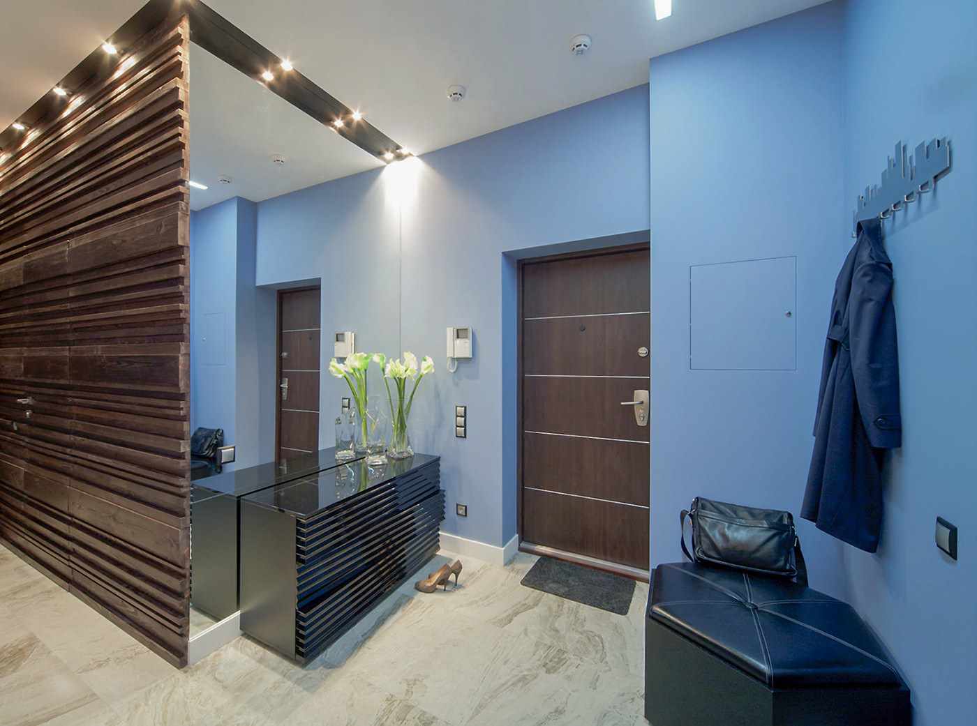 idée d'un intérieur lumineux du couloir