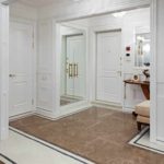 idée d'une photo de couloir de décor clair