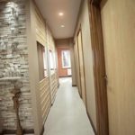 exemple d'un bel intérieur d'un hall d'entrée dans une maison privée photo