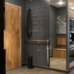 version du design lumineux du couloir d'une pièce dans une maison privée photo