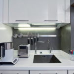 Lampu sinki dapur dengan lampu LED