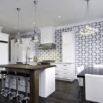 Pour les cuisines modernes, l'option d'impression la plus courante pour les papiers peints est le noir et blanc.