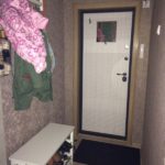 Décoration murale du couloir avec papier peint en vinyle