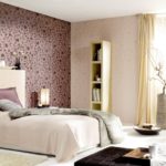 Étui à crayons étroit avec étagères ouvertes