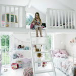 Deuxième étage dans une chambre d'enfant