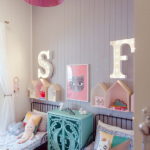 Étagères de maison de jouet