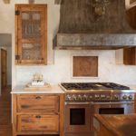 Hotte de cuisine en métal brut