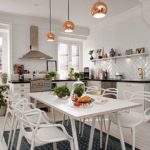Salle à manger lumineuse