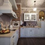 Lampe vintage au plafond de la cuisine