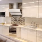 Hud dua bahagian untuk dapur berkilat