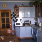 ห้องสวีทหัวมุมพร้อมอาคารเคลือบบัตร