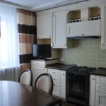 พื้นผิวสีดำของท็อปครัว