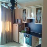 โคมระย้าสีดำกับเฉดสีขาว