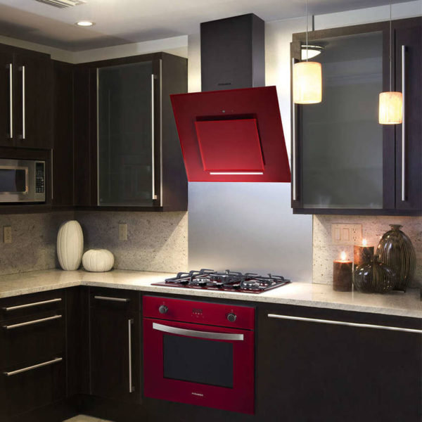 Vyatzhka dan kompor - penekanan di bahagian dalam dapur