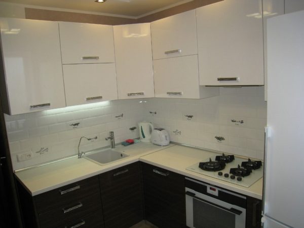 White and Brown Kitchen Design