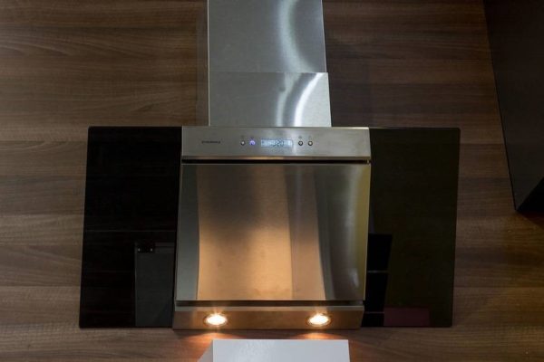 Model hud dengan lampu