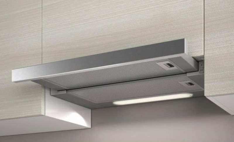 Kuali dapur dengan elemen penapis yang boleh ditarik balik