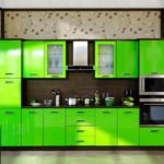 Φωτεινές προσόψεις κάνουν αυτή την κουζίνα μοναδική