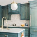 Façades d'unités de cuisine vieillies