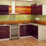 Warna hijau muda di bahagian dalam dapur