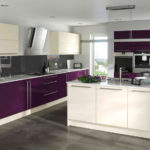 Reka bentuk dapur besar dengan pulau