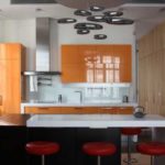 เฟอร์นิเจอร์ครัวพร้อมผิวหน้ามัน