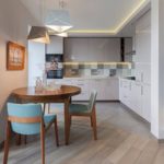 L şeklinde mutfak, yemek alanı