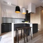 Çok renkli tavan ışıkları