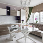 Mutfak kanepe üzerinde Roma perdeleri