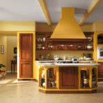 Kotak kuning di atas pulau dapur