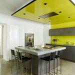 Siling kuning di pedalaman dapur