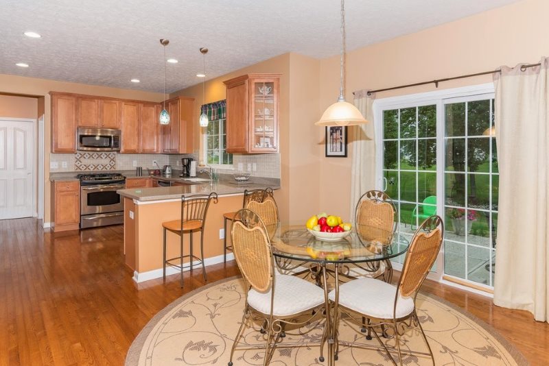 ผนังพีชบ้านครัวภายในส่วนตัว