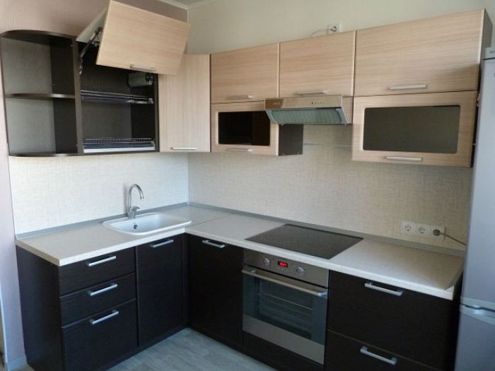 Γωνιακός σχεδιασμός κουζίνας.