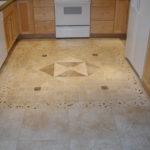 Corak geometri jubin seramik.