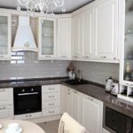 Dark countertop headset with white facades