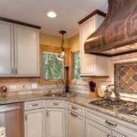 Vintage κουκούλα από μη σιδηρούχα μέταλλα