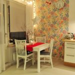 Groupe de salle à manger compact en bois peint