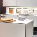 Éclairage LED de la zone de travail de la cuisine