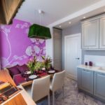 Τεχνητό γρασίδι στην οροφή ενός φανός οροφής