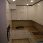 Iluminat într-o bucătărie mică