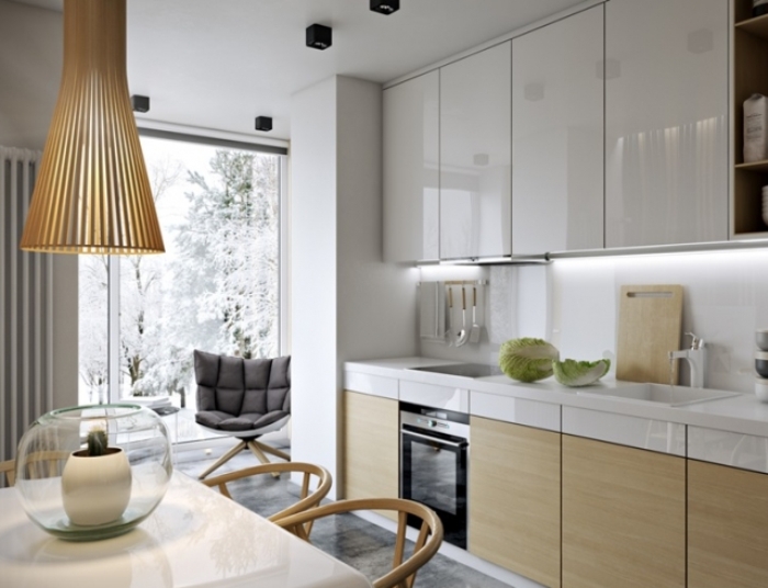 Cuisine 9m2. m avec un balcon.