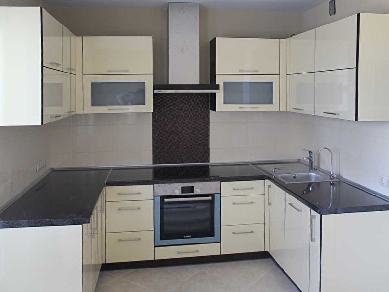 Set luminos de bucătărie în formă de U