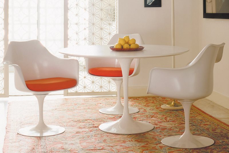 White chairs made of quality plastic for the kitchen