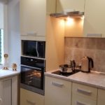 Étui à crayons avec électroménagers intégrés