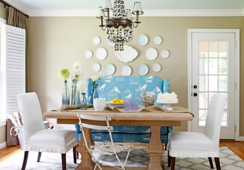 Mobilier clasic din bucătărie din lemn